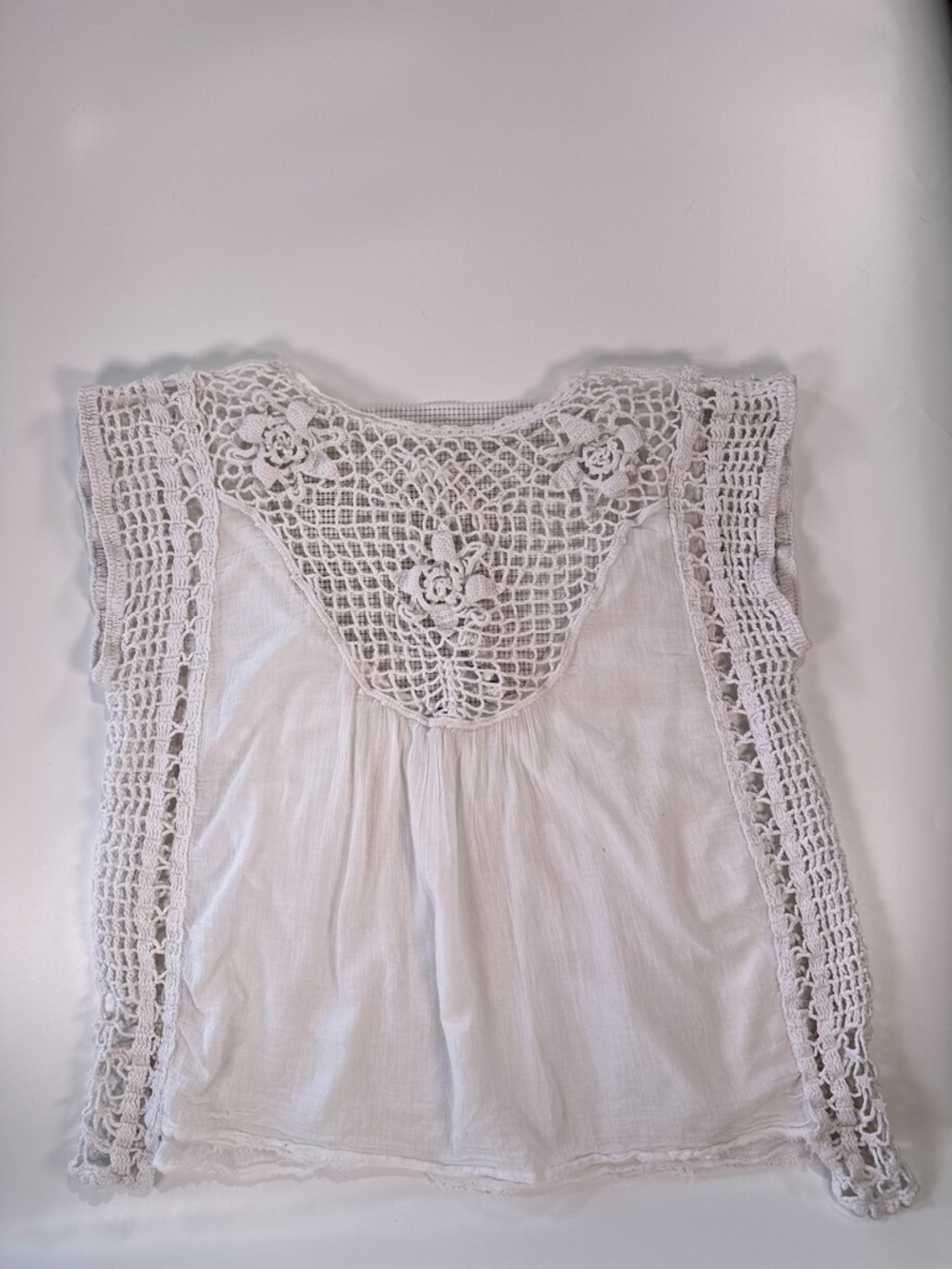 Free People White Crochet Yoke Sleeveless Camisole - Picture 2 of 9
